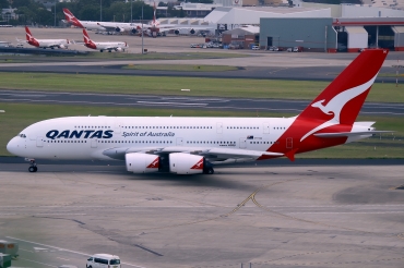 VH-OQG (047) 2009 Airbus A380-842