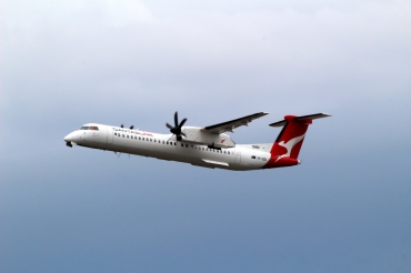 VH-QOD · Bombardier Dash 8-Q402 · (SYD / YSSY)