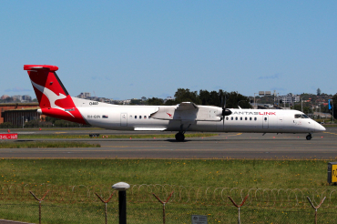 VH-QOV (4277) 2009 Bombardier Dash 8-Q402