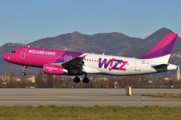 HA-LPF (1834) 2002 Airbus A320-233