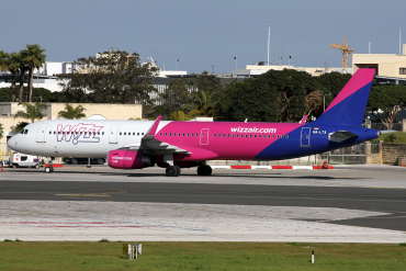 HA-LTA (8216) 2018 Airbus A321-231(WL)