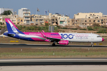 HA-LTD (8305) 2018 Airbus A321-231(WL)