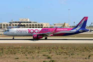 HA-LTD (8305) 2018 Airbus A321-231(WL)