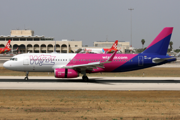 HA-LWZ (6086) 2014 Airbus A320-232(WL)