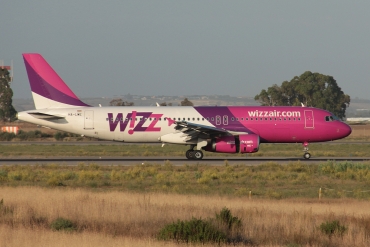 HA-LWE (4372) 2010 Airbus A320-232