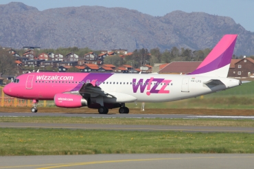 HA-LPQ (cn 3409) Airbus A320-232