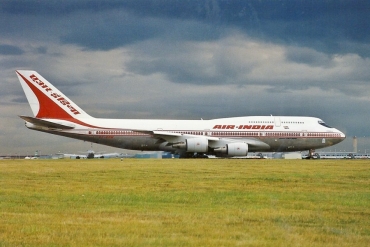 VT-EPW (cn 24159) Boeing 747-337M