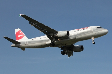I-EEZE (0001937) Airbus A320-214
