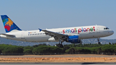 LY-SPF (967) 1999 Airbus A320-214