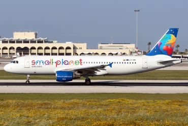 LY-SPI (914) 1998 Airbus A320-214
