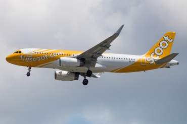9V-TAU (4561) 2010 Airbus A320-232(WL)