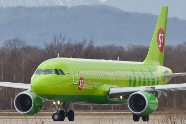VP-BOJ (5607) 2013 Airbus A320-214