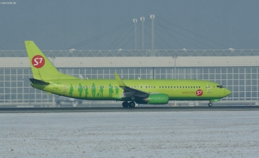 VP-BDH (cn 30667) Boeing 737-8Q8
