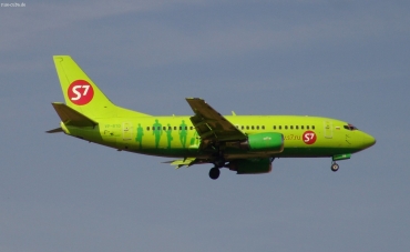 VP-BTD (25001) 1990 Boeing 737-522