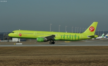 VQ-BQJ (cn 2076) Airbus A321-211