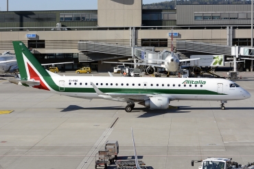 EI-RNE (cn 19000520) Embraer 190-100STD