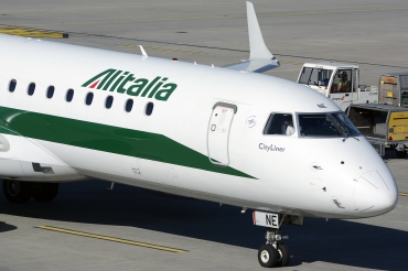 EI-RNE (cn 19000520) Embraer 190-100STD