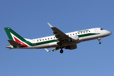 EI-RDB (17000331) 2011 Embraer 170-200LR