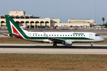 EI-RDC (17000333) 2012 Embraer 170-200STD