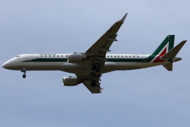 EI-RNC · Embraer 190-100LR · (FCO / LIRF)