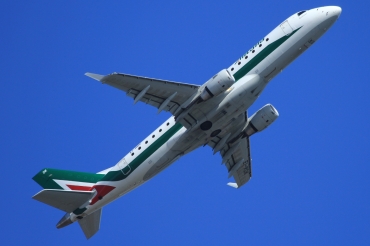 EI-RDK (cn 17000343) Embraer 170-200STD