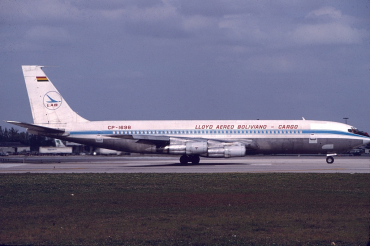 CP-1698 (19586) 1967 Boeing 707-323C