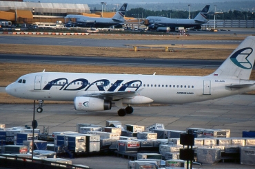 S5-AAA (043) 1988 Airbus A320-231