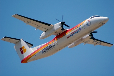 PH-DMQ (567) 2000 Bombardier Dash 8-Q315