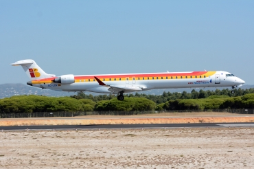 EC-LOV (cn 19019) Bombardier CRJ-1000