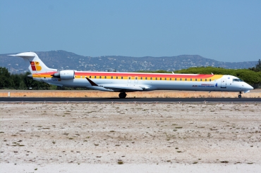 EC-LOV (cn 19019) Bombardier CRJ-1000