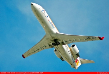 EC-IGO (7661) 2002 Bombardier CRJ200ER