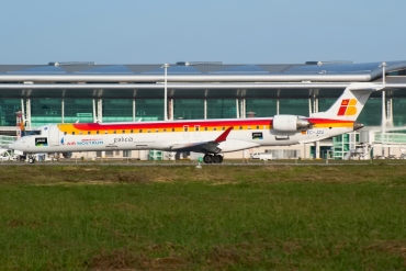 EC-JZU · Bombardier CRJ-900ER · (OPO / LPPR)
