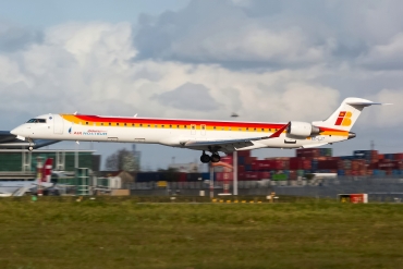 EC-LJT (19005) 2011 Bombardier CRJ-1000