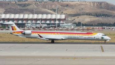 EC-LJX (cn 19008) Bombardier CRJ-1000