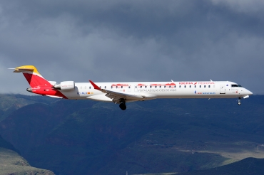 EC-MLO · Bombardier CRJ-1000 · (LPA / GCLP)