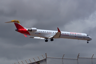 EC-LJX (cn 19008) Bombardier CRJ-1000