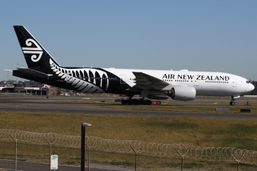 ZK-OKB (cn 34376) Boeing 777-219ER