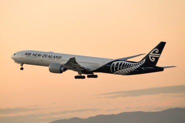 ZK-OKS (cn 44547) Boeing 777-319