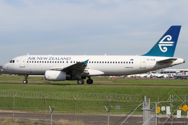 ZK-OJB · Airbus A320-232 · (SYD / YSSY)