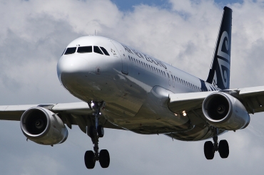 ZK-OXM · Airbus A320-232(WL) · (CHC / NZCH)