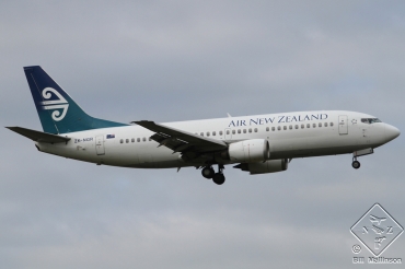 ZK-NGR (27460) 1998 Boeing 737-33A