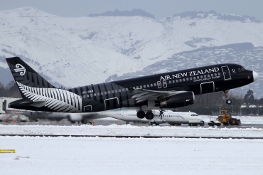 ZK-OAB (cn 4553) Airbus A320-232