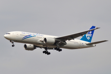 ZK-OKB (34376) 2005 Boeing 777-219(ER)