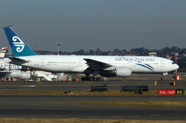 ZK-OKG (cn 29403) Boeing 777-219ER