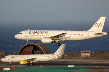 SU-TCF (1561) 2001 Airbus A320-232