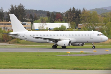 LY-VEM (747) 1997 Airbus A320-233