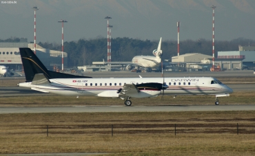 HB-IZP (2000-031) Saab 2000