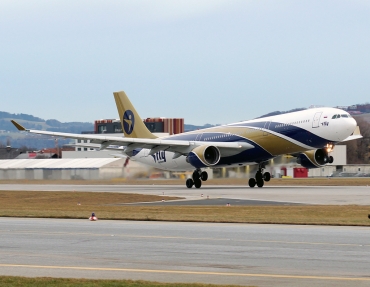 EI-FBU (120) 1996 Airbus A330-322