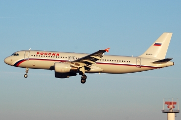EI-EYS · Airbus A320-214 · (LIS / LPPT)