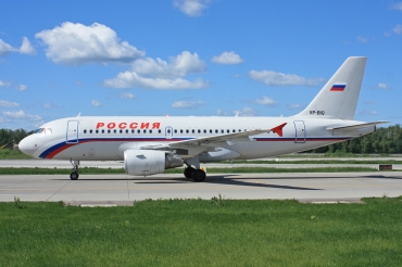 VP-BIQ · Airbus A319-111 · (DME / UUDD)